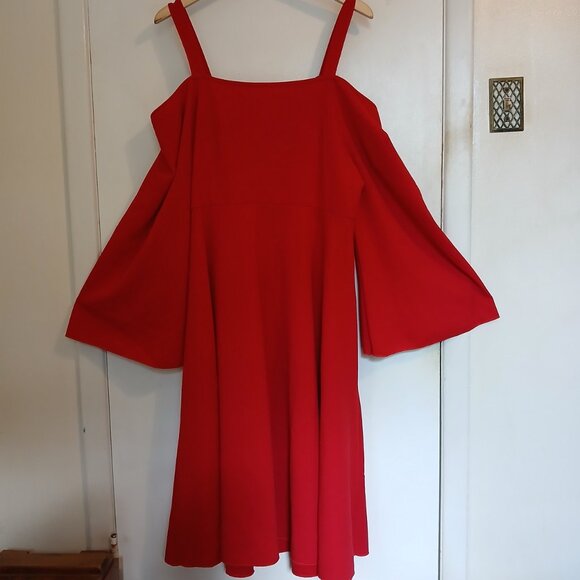 Red Cold Shoulder Bell Sleeve Dress  Front Button Interest Shein Curve 4XL - Picture 4 of 6